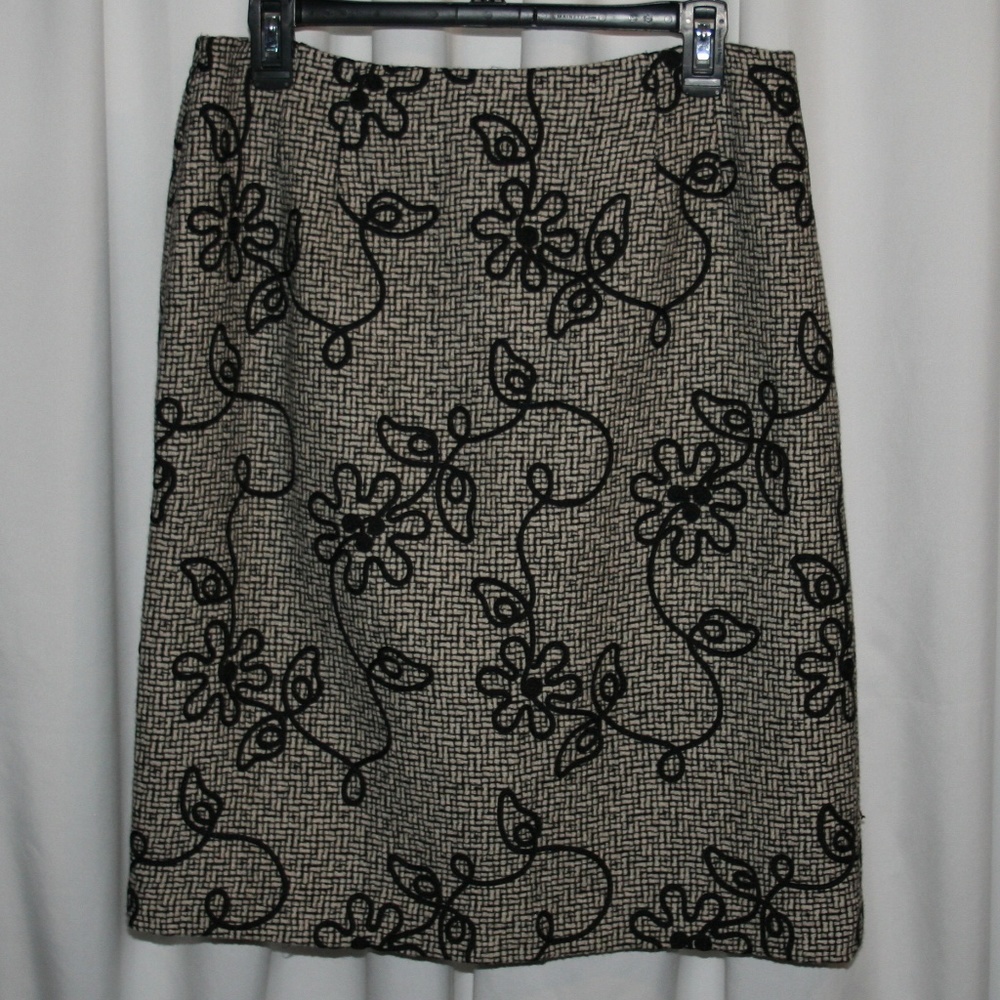 Talbots Embroidered Tweed Pencil Skirt Size 12P